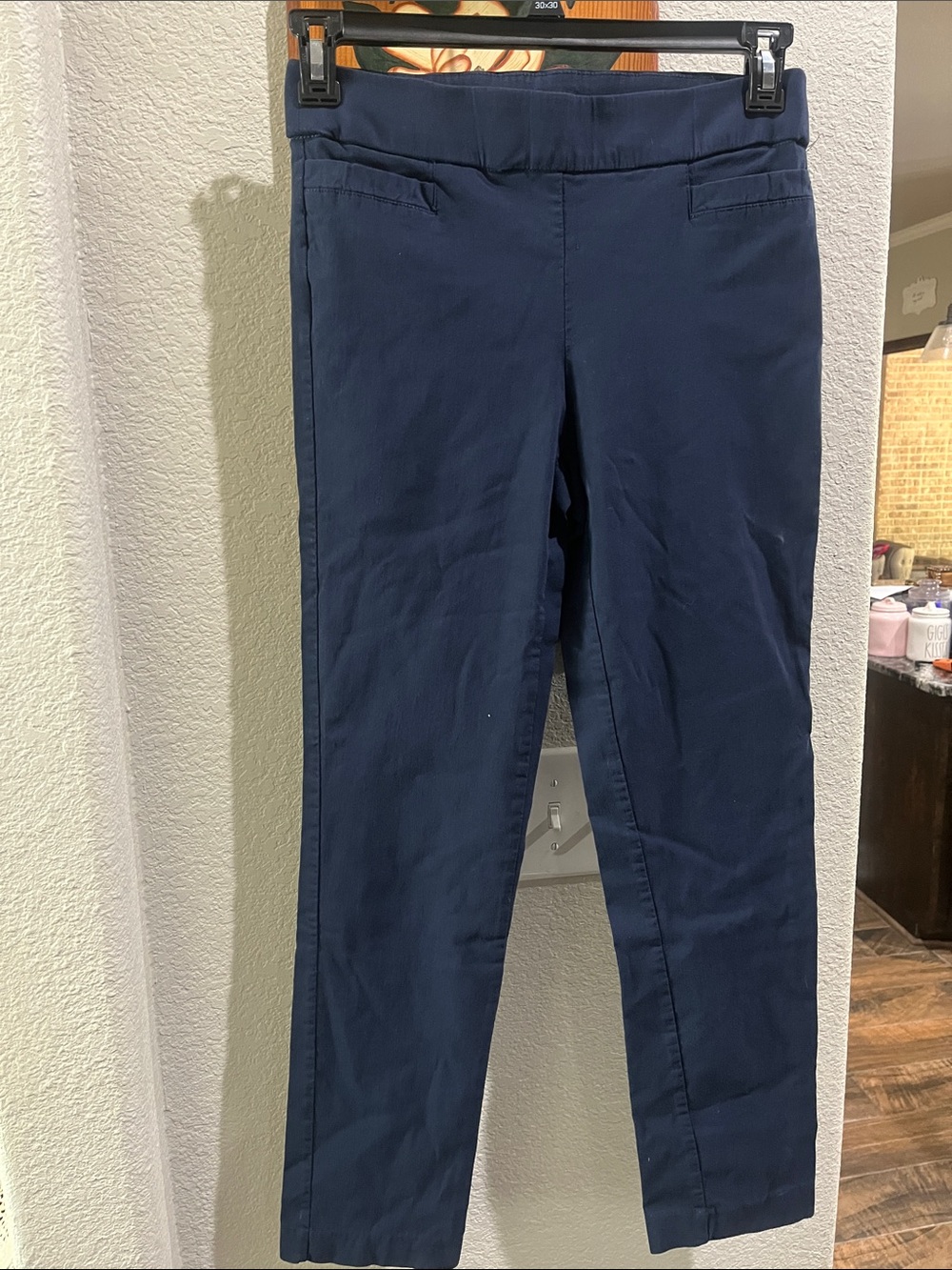 Liz Claiborne Straight-Leg Pants in Navy